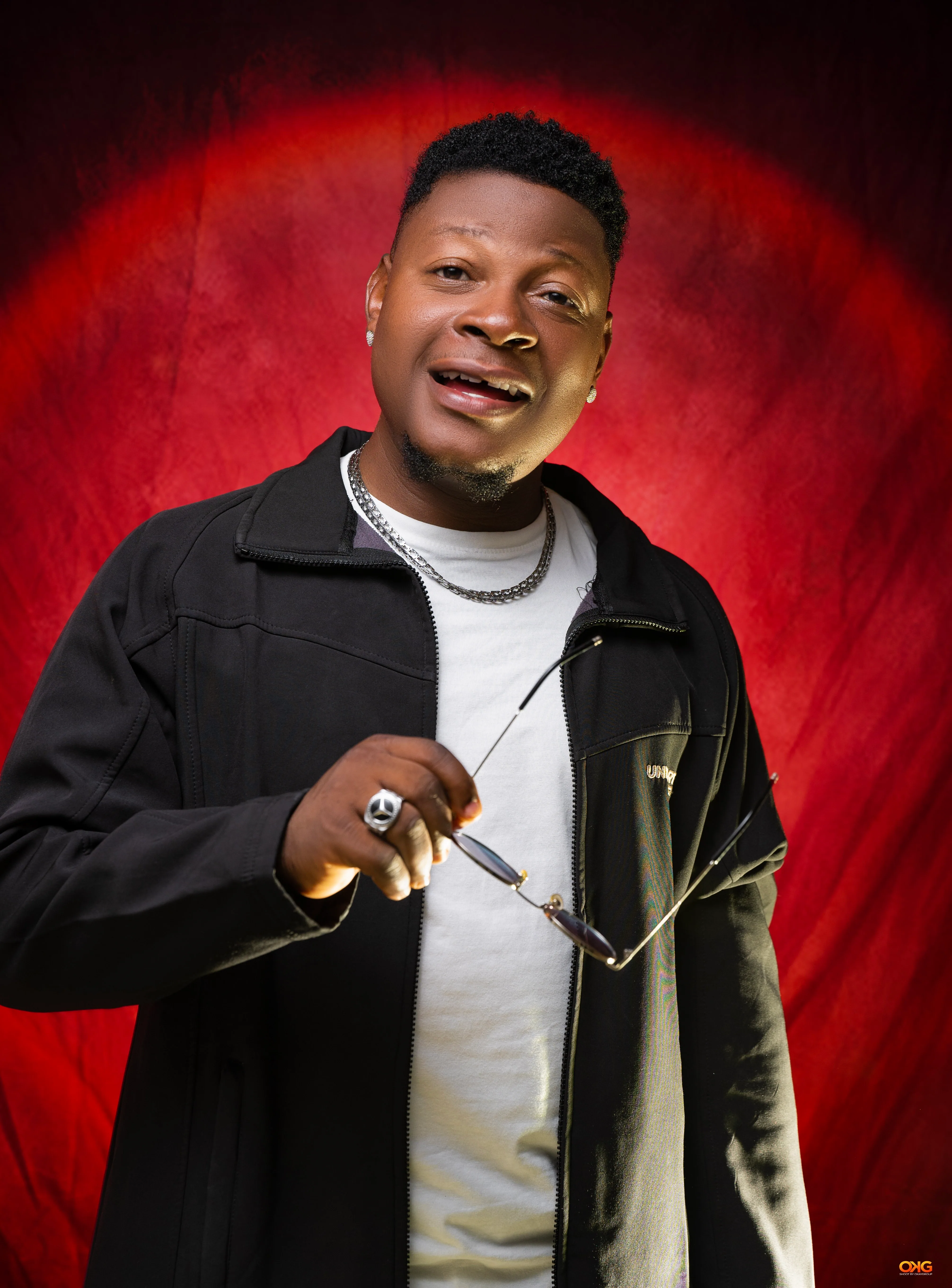 Makolipo on stage